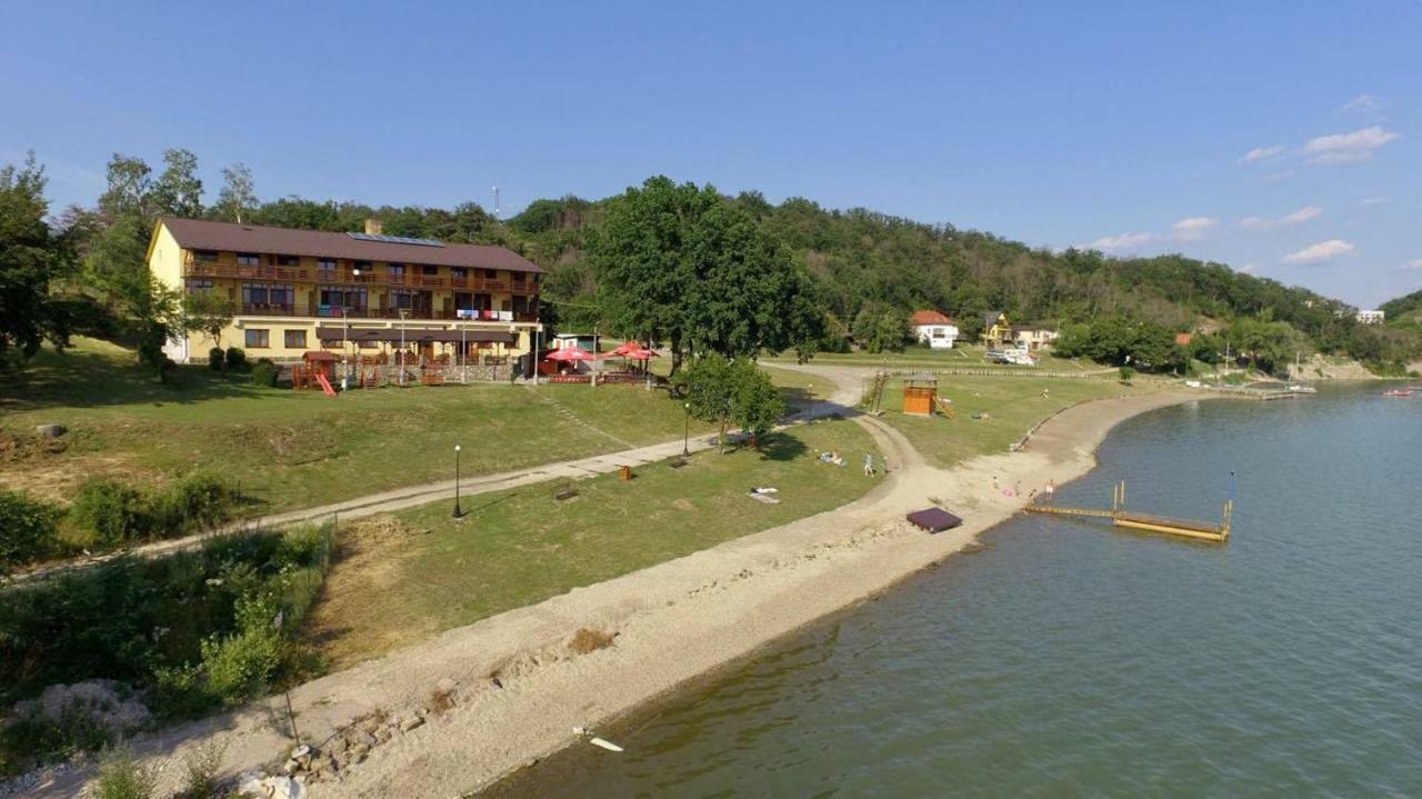 Penzion Anima Hotel Kaluža Екстериор снимка